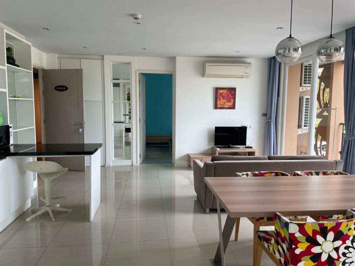 Atlantis Condo Resort Jomtien Exterior photo