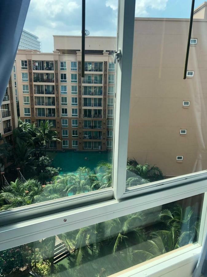 Atlantis Condo Resort Jomtien Exterior photo